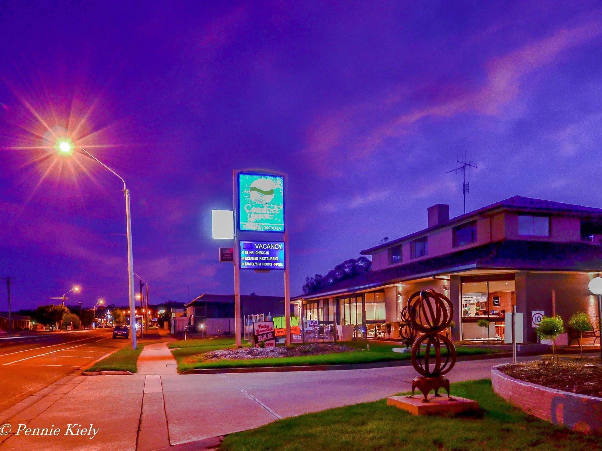 Meninya Palms Resort Moama Exterior photo